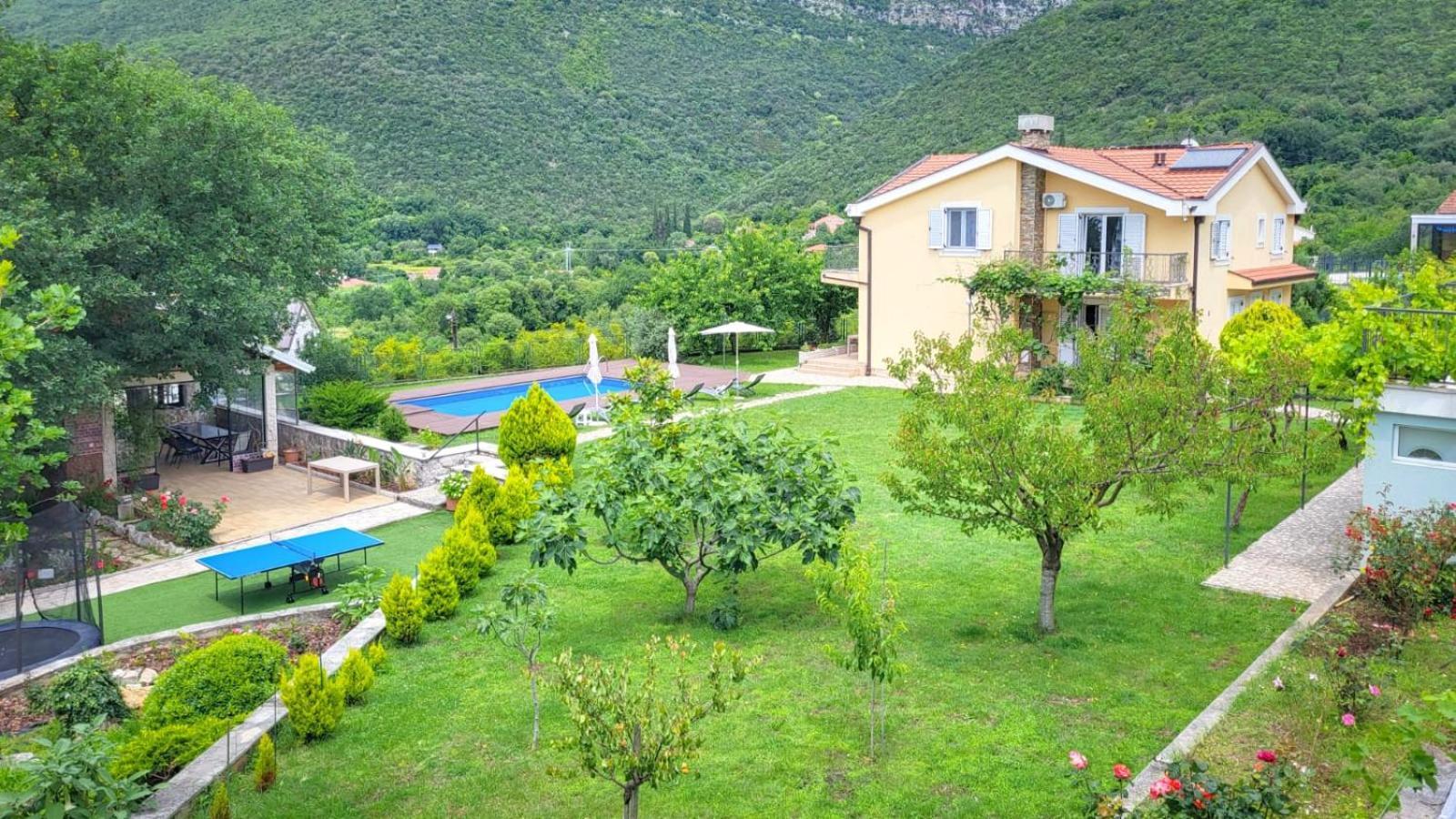 Villa, Pool And Relax For 12 Persons Kuti Buitenkant foto